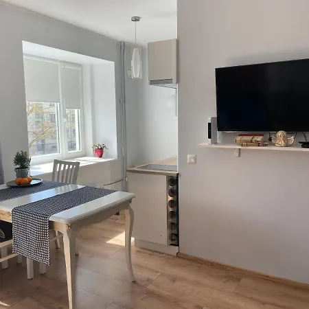 Vanalinna Suvituskorterid - Pikk 6 Ja 8 * Pärnu