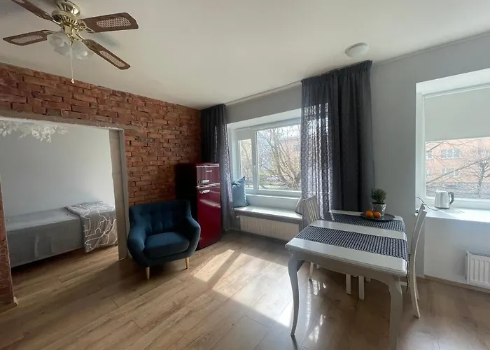 Vanalinna Suvituskorterid - Pikk 6 Ja 8 Apartmán Pärnu