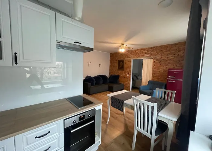 Vanalinna Suvituskorterid - Pikk 6 Ja 8